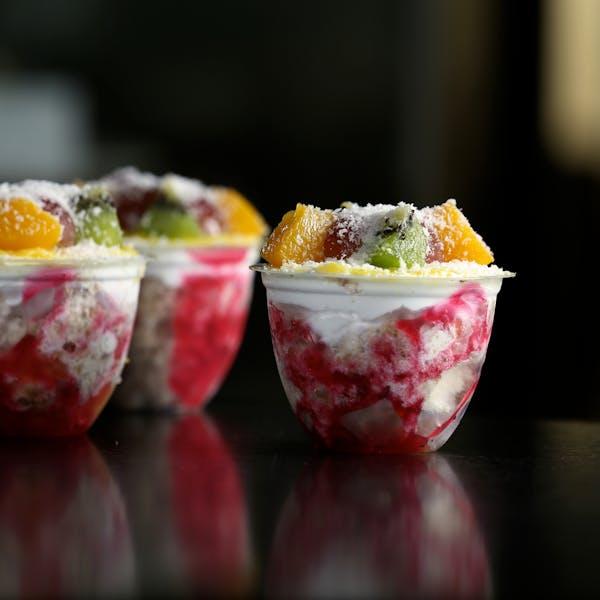 Bánh sữa chua lớn